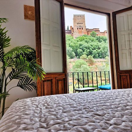 The Nasrid Palace From Your Bed ! Grenade Extérieur photo